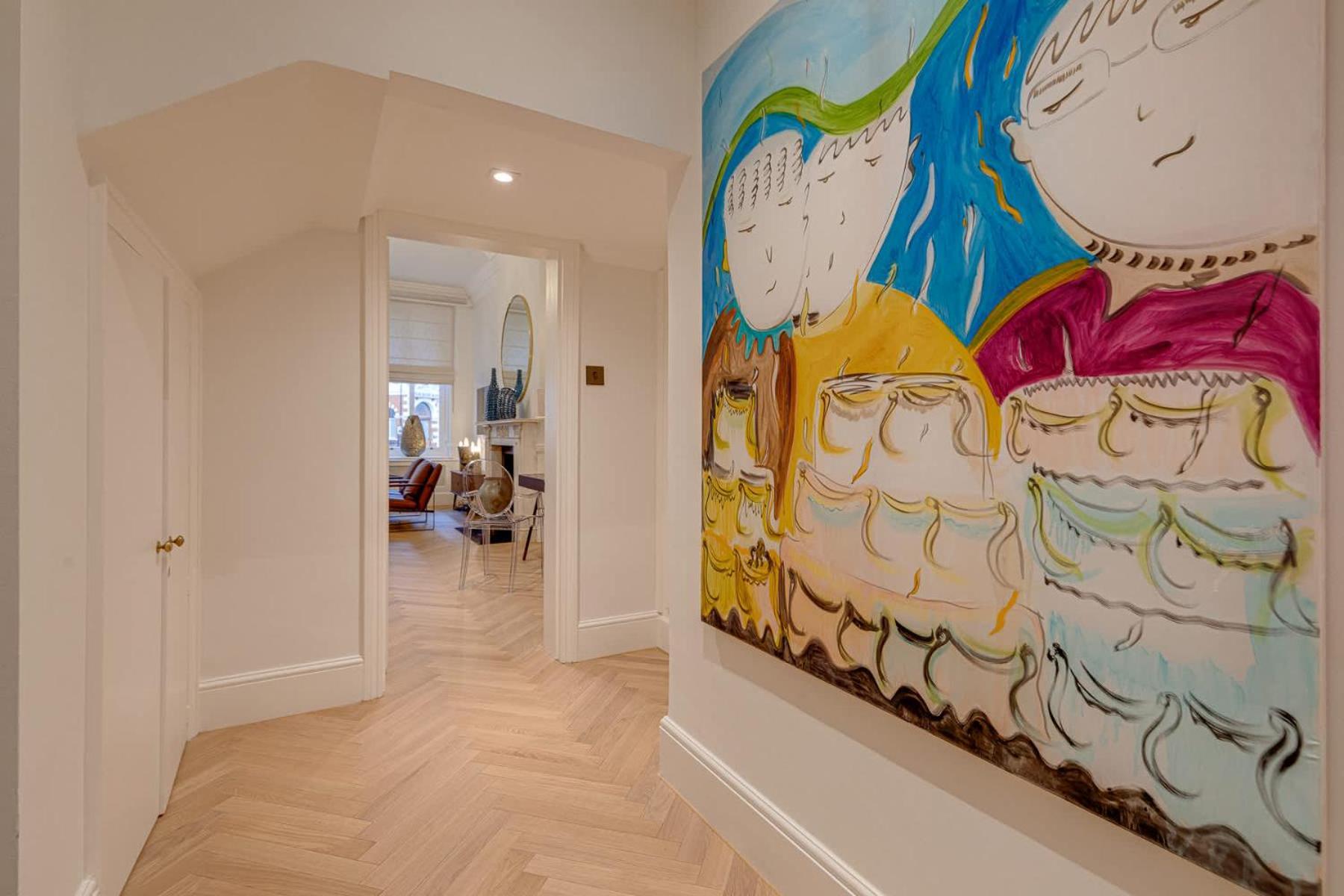 The Gallery - Kensington Apartment